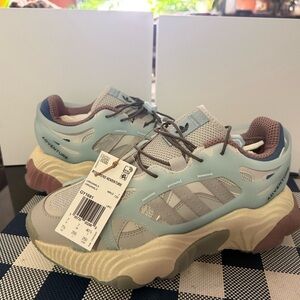 adidas Women's Sneakers in Gray and Cream